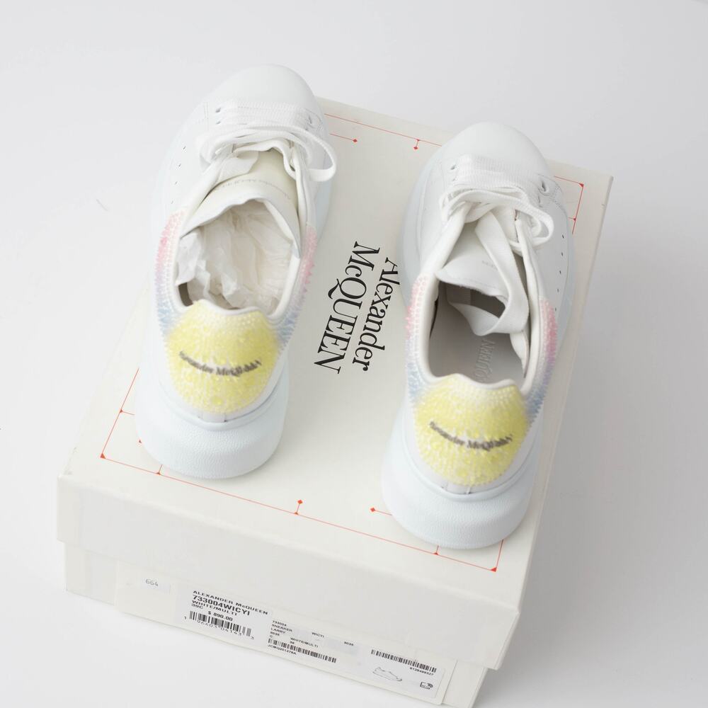 Alexander McQueen Oversized Sneaker in White/multicolour